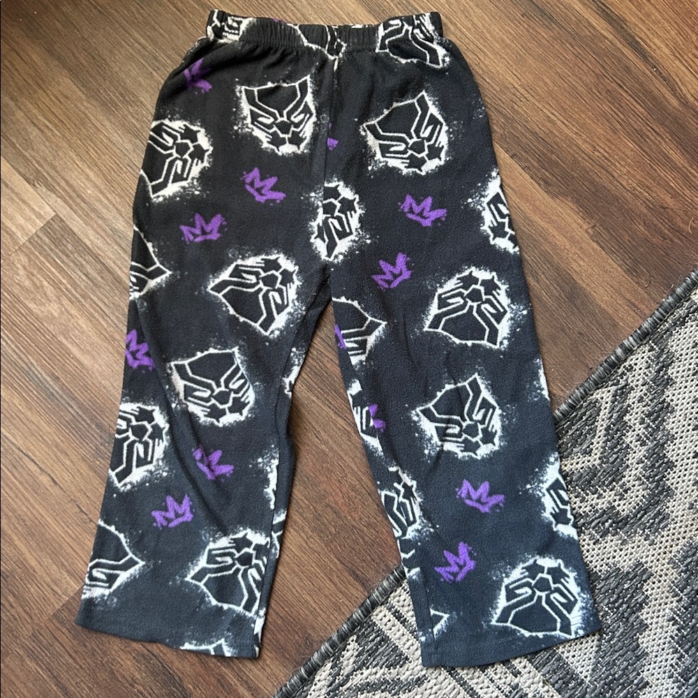 Marvel Avengers purple/black "warrior king" flame resistant pajama set size 6 - Picture 3 of 3